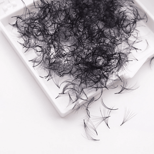 For Yize Wispy Pro Premade Eyelash Extensions Pointy Base Volume Fans with CC Curl Cashmere 300 500 1000 Loose Fans Packaged in Box