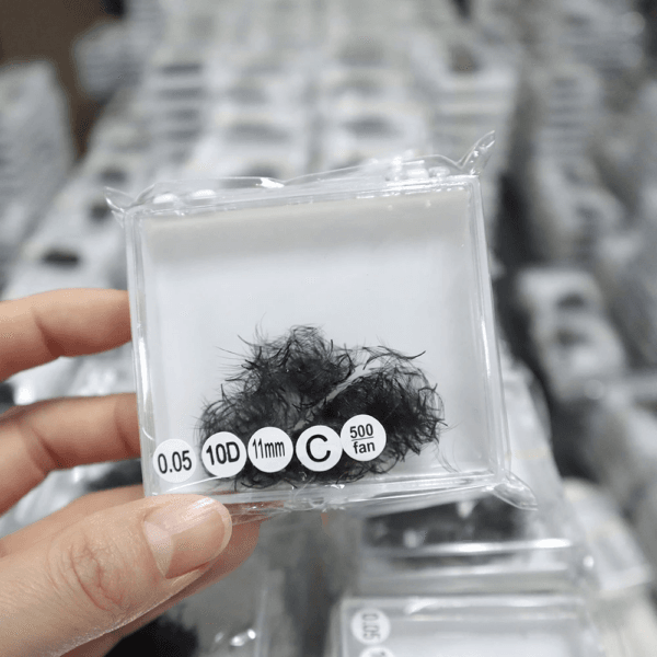 For Yize Wispy Pro Premade Eyelash Extensions Pointy Base Volume Fans with CC Curl Cashmere 300 500 1000 Loose Fans Packaged in Box