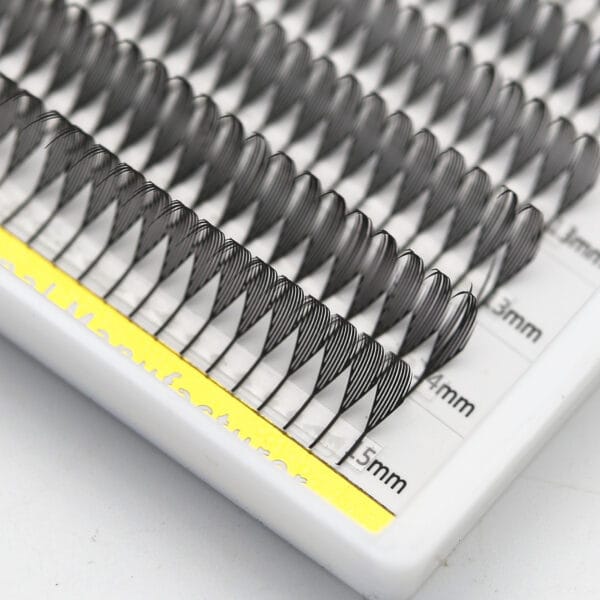 Wholesale Spire Anime Feather Matte Comic PBT Pre-made Fan Lash Extensions Custom Logo Lash Trays.