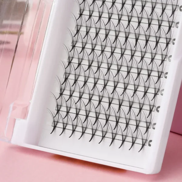 9D Wispy Premade Lash Fans in Custom Private Label Lash Tray